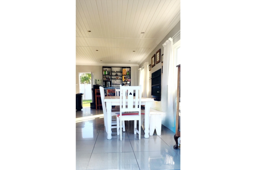 3 Bedroom Property for Sale in Clarendon Marine Eastern Cape